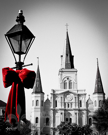 Christmas in the Square B&W